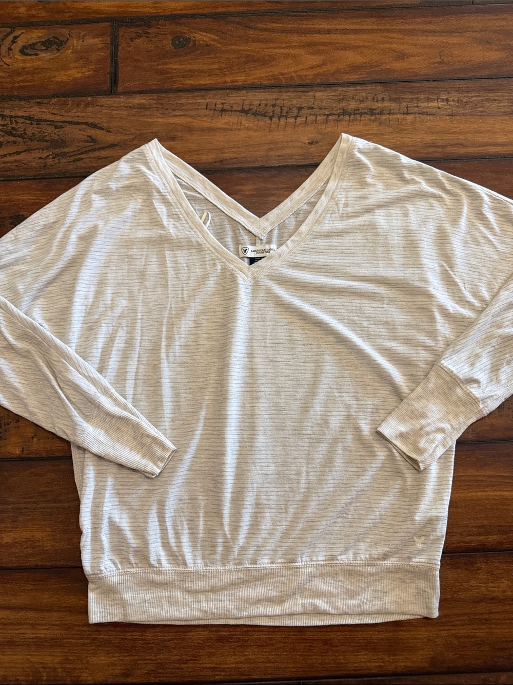 American Eagle Outfitters Light Cream/Silver V-Neck Dolman Top